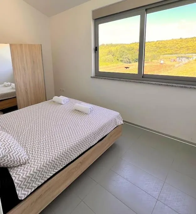 Apartment Zambratija, For Up To Six Guests Zambratija (Istria)
