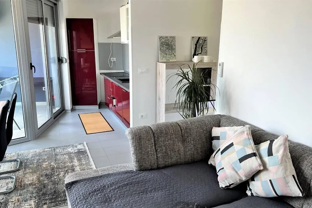 Apartment Zambratija, For Up To Six Guests Zambratija (Istria)