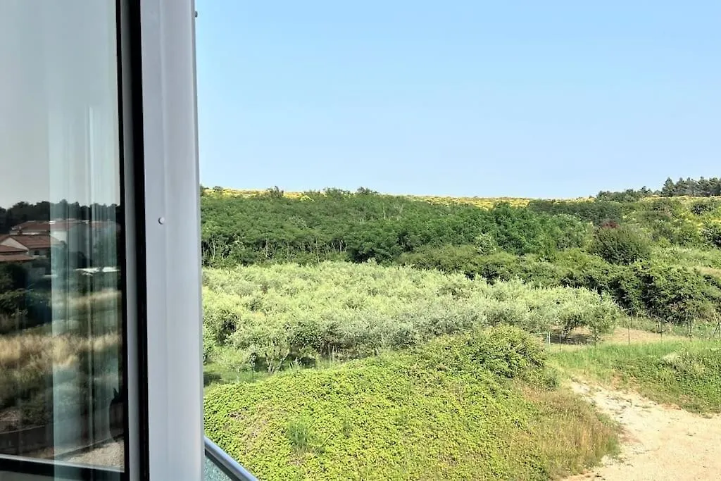 Apartment Zambratija, For Up To Six Guests